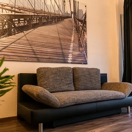 Hotel Künstlerisches Glasfront-apartment Leipzig