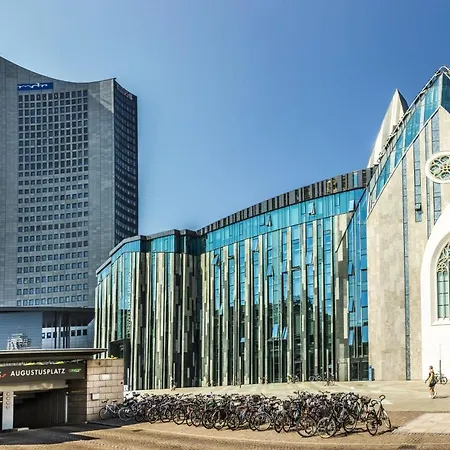 Künstlerisches Glasfront-apartment Hotel